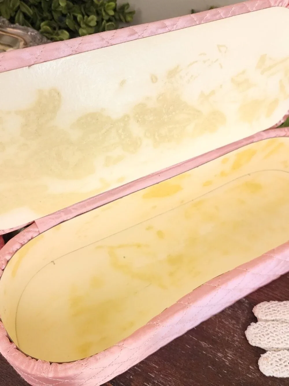 Vintage 1940's Pink Satin Covered Padded & Quilted Glove Dresser Box